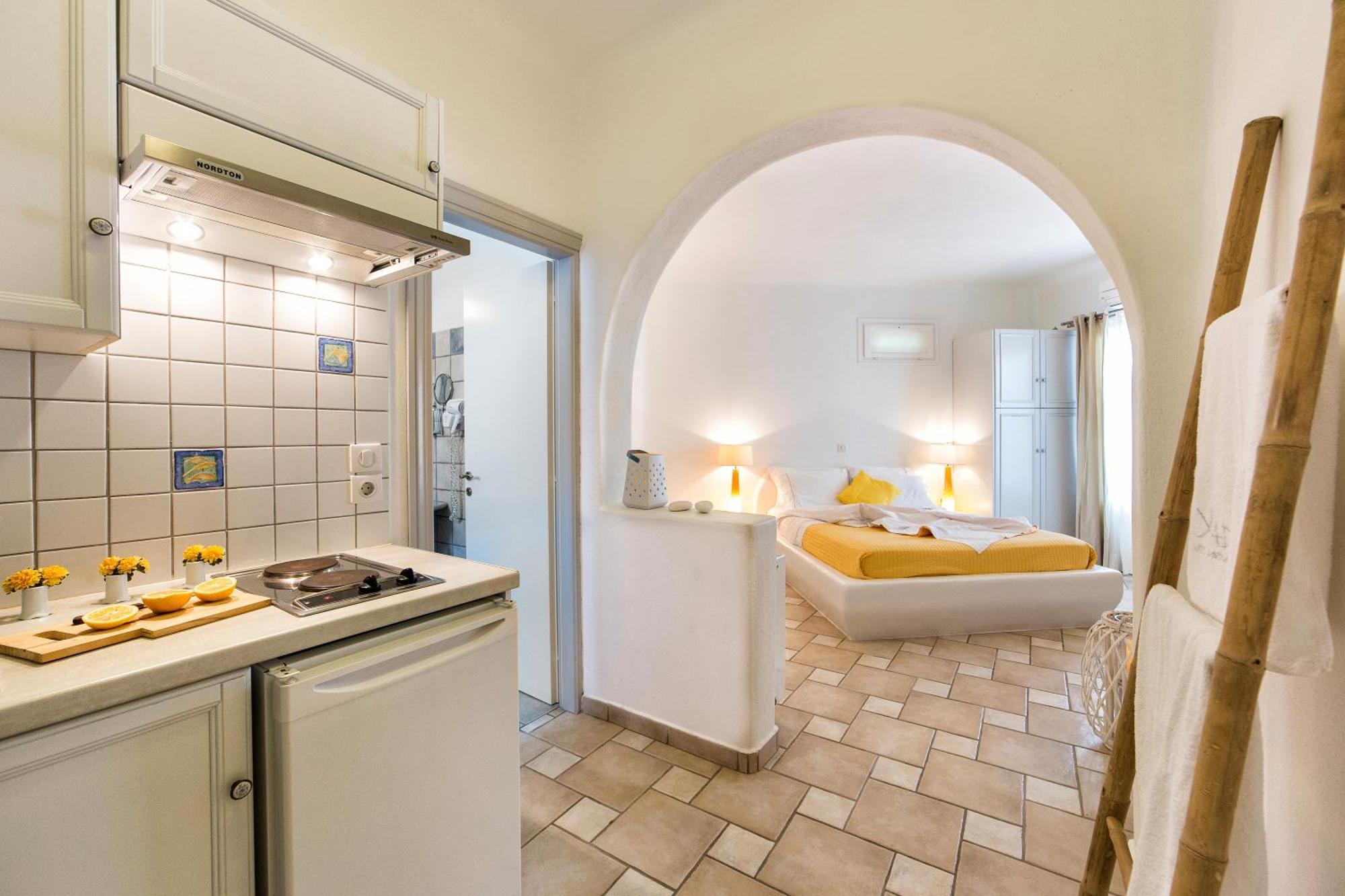 Yades - Sea View - Adults Only Aparthotel 2*